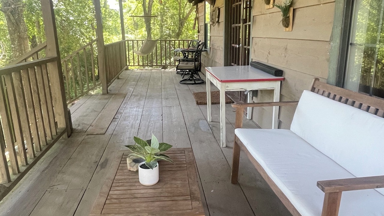 Photo of Patio Balcony in Talisheek