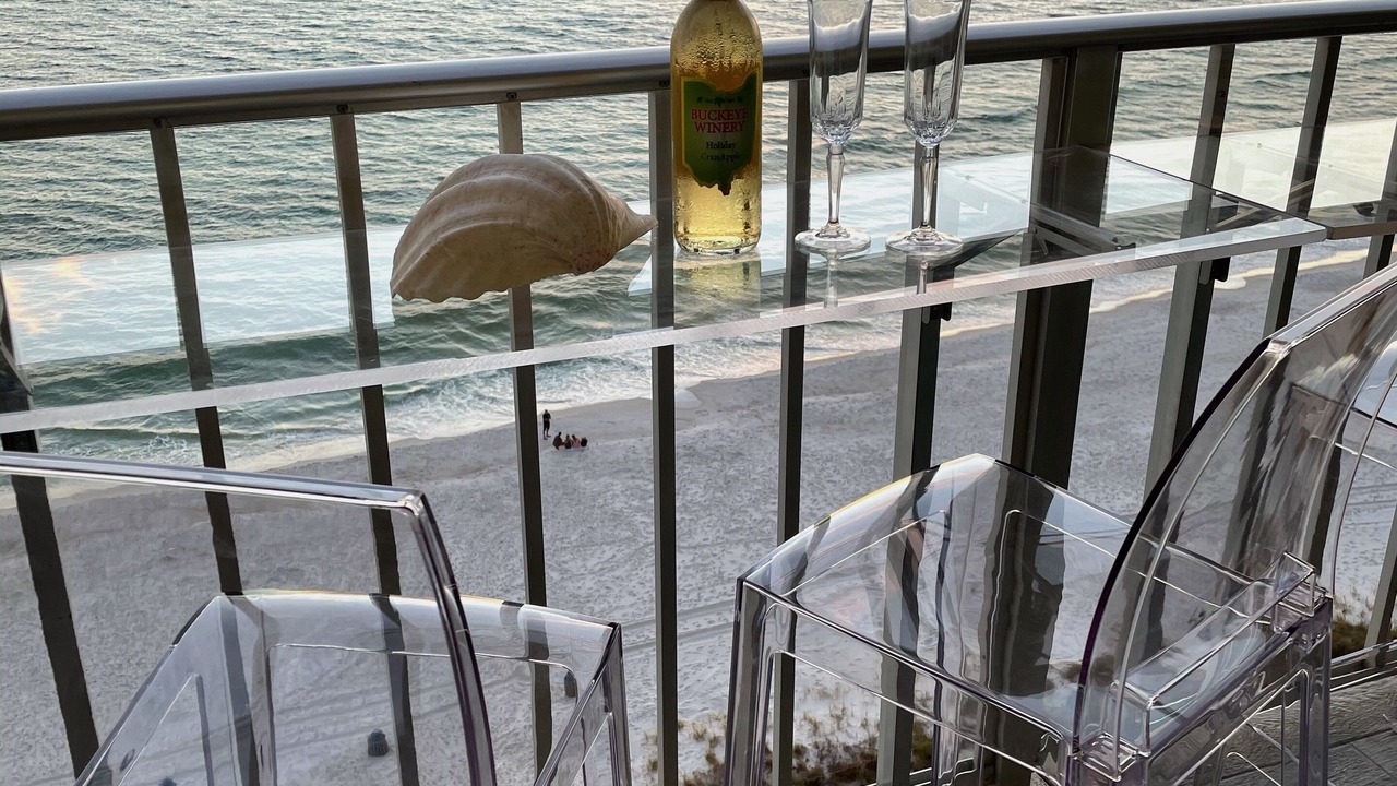 Photo of Patio Balcony in Biltmore Beach