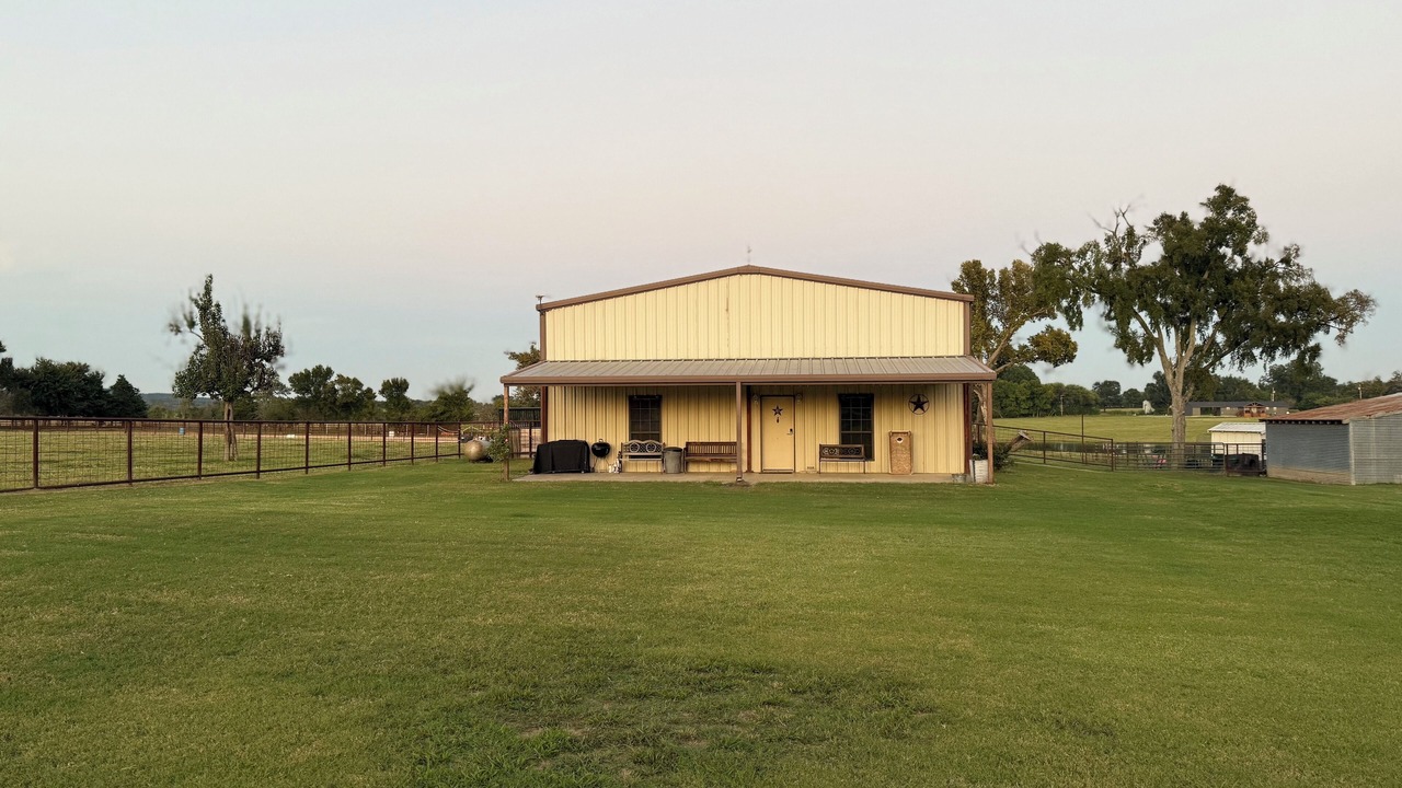 Photo of Outdoor in Larue