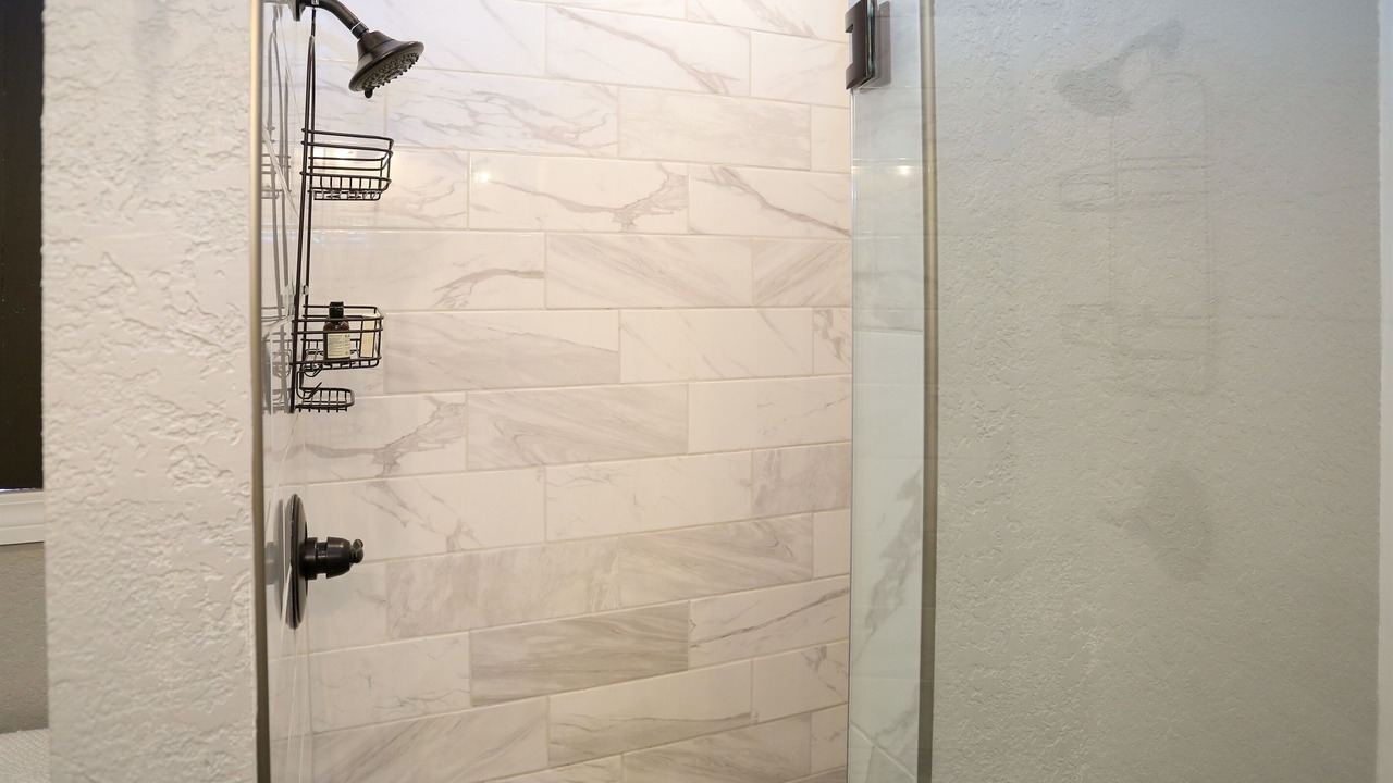 Photo of Bathroom in White's Gulfview