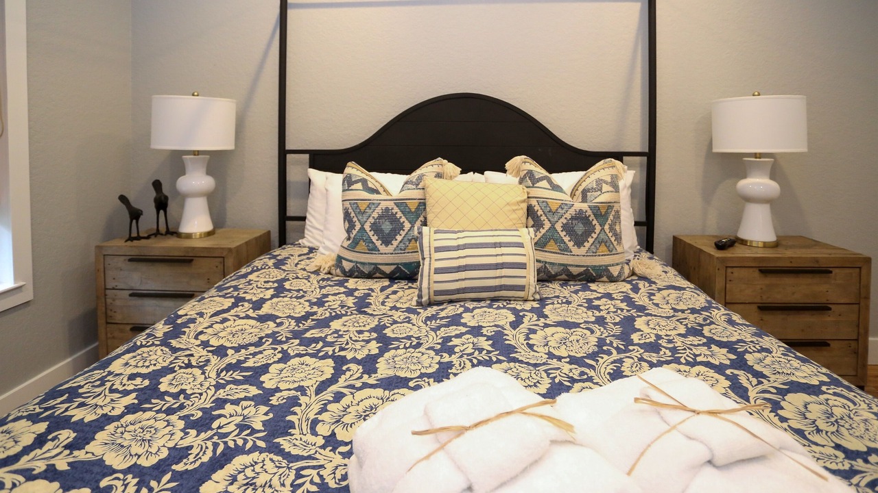 Photo of Bedroom in White's Gulfview