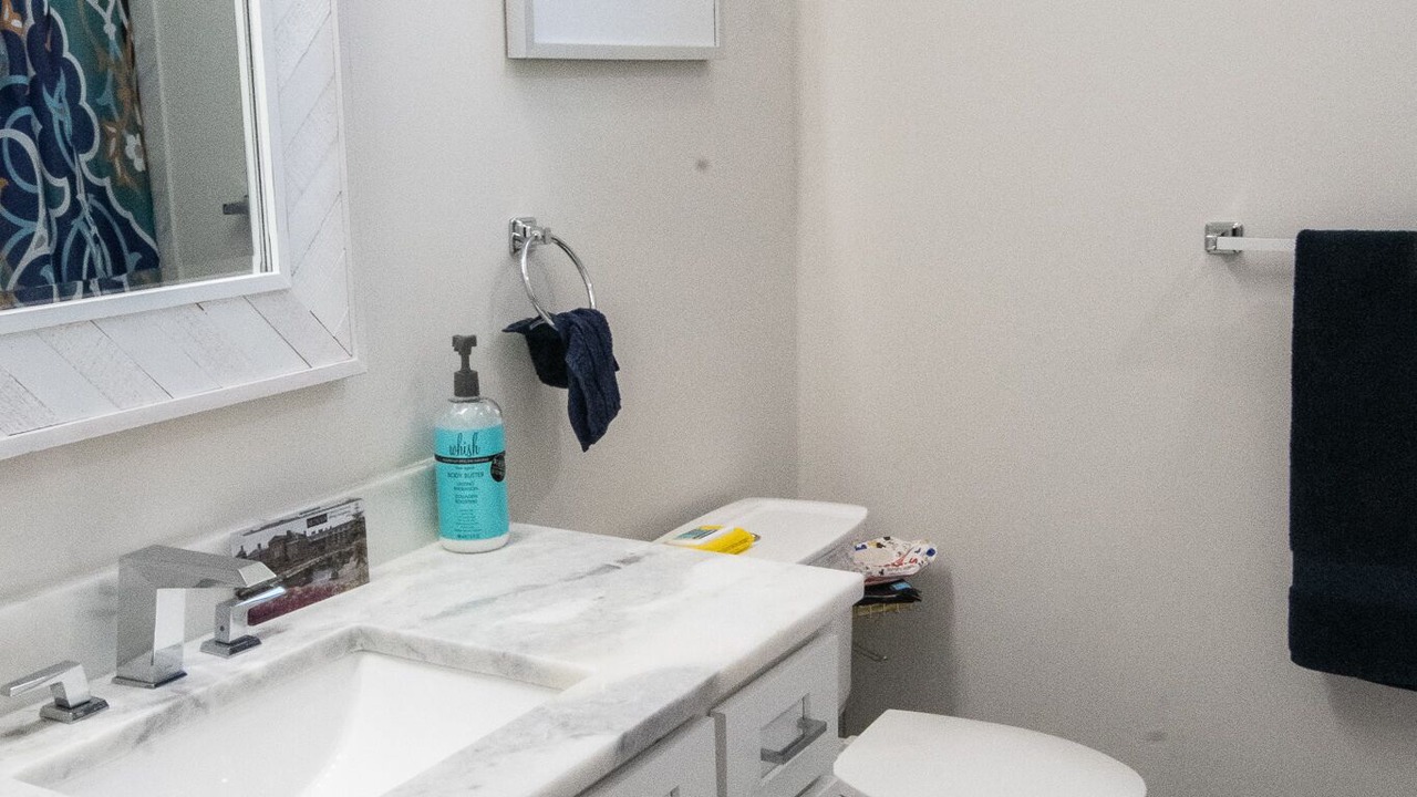 Photo of Bathroom in Tulane - Gravier