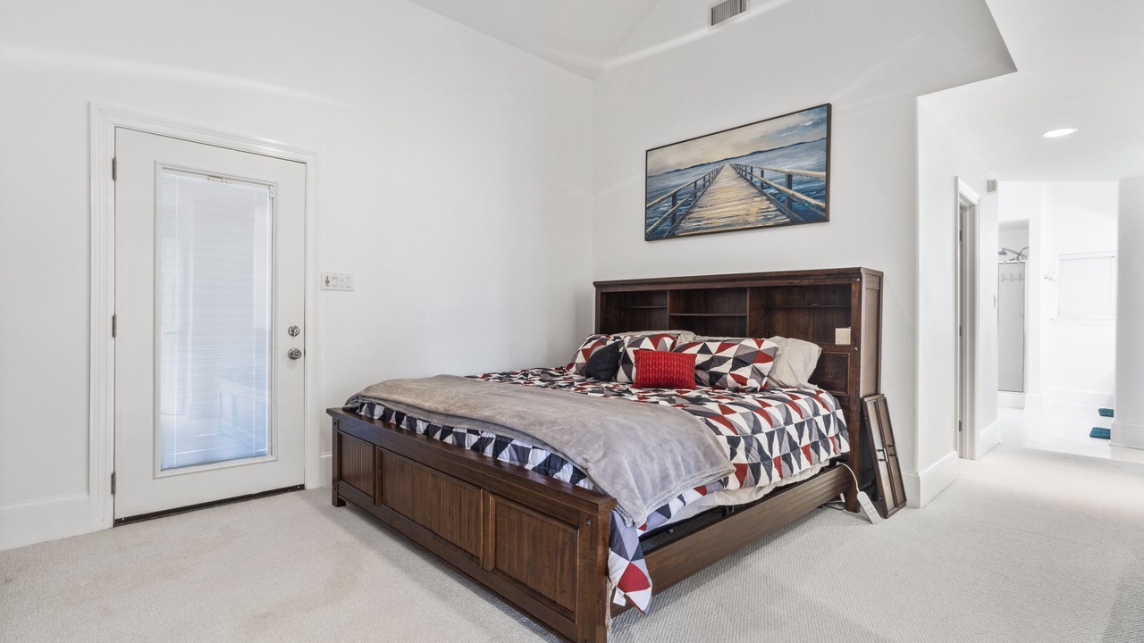 Photo of Bedroom in Shoreline Park