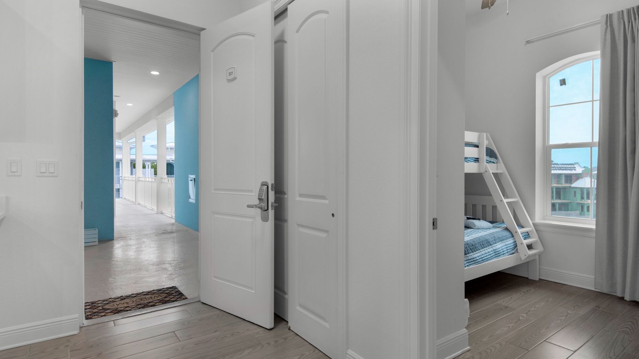 Photo of Bedroom in Gulf Place