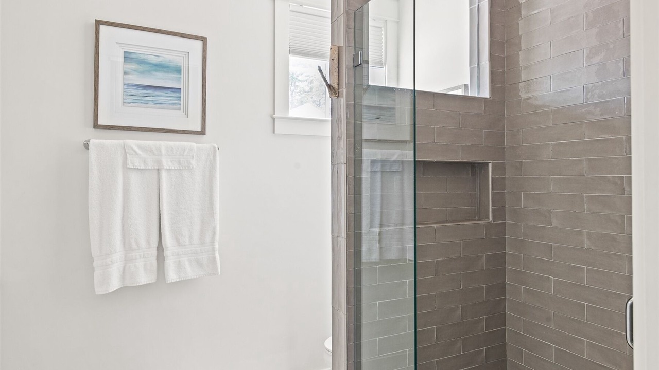 Photo of Bathroom in Greenway Park