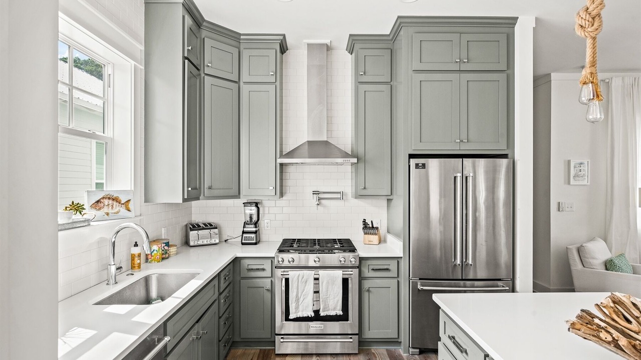 Photo of Kitchen in Greenway Park