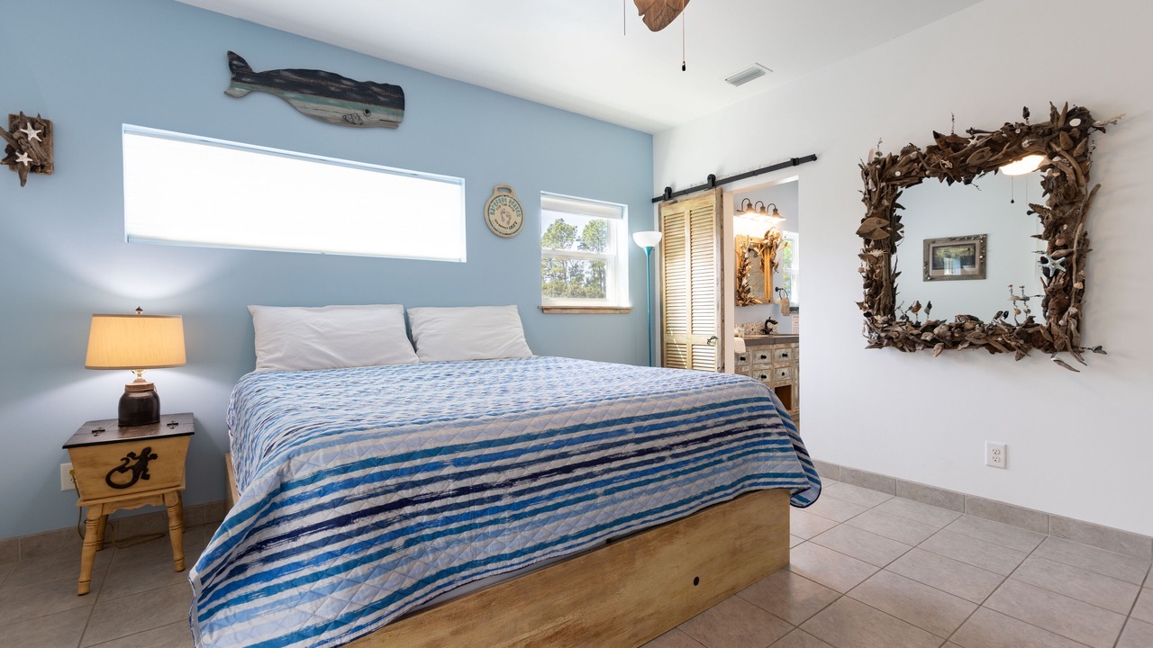 Photo of Bedroom in Surf Side Shores