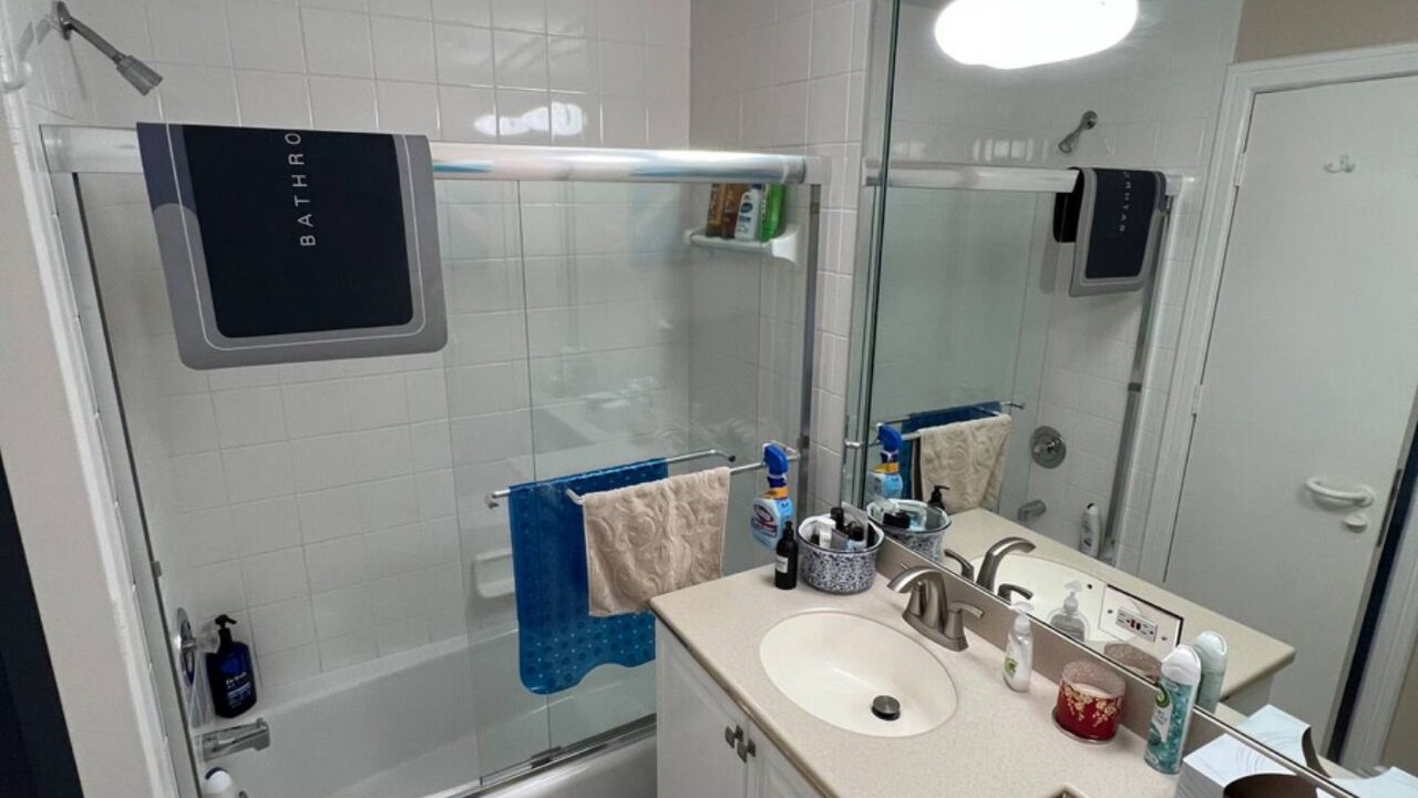 Photo of Bathroom in Isles of Capri