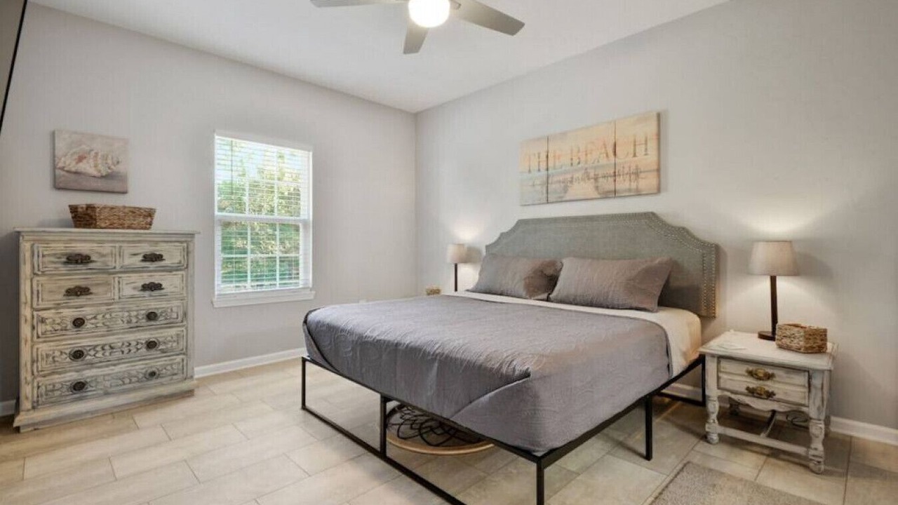 Photo of Bedroom in Gulfport
