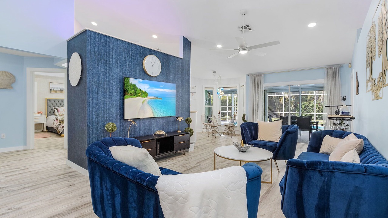 Photo of Livingroom in Crown Pointe