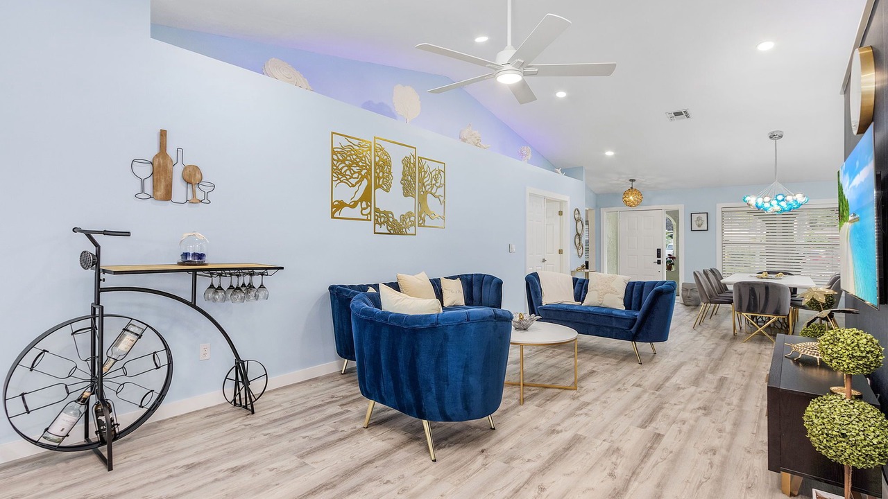 Photo of Livingroom in Crown Pointe