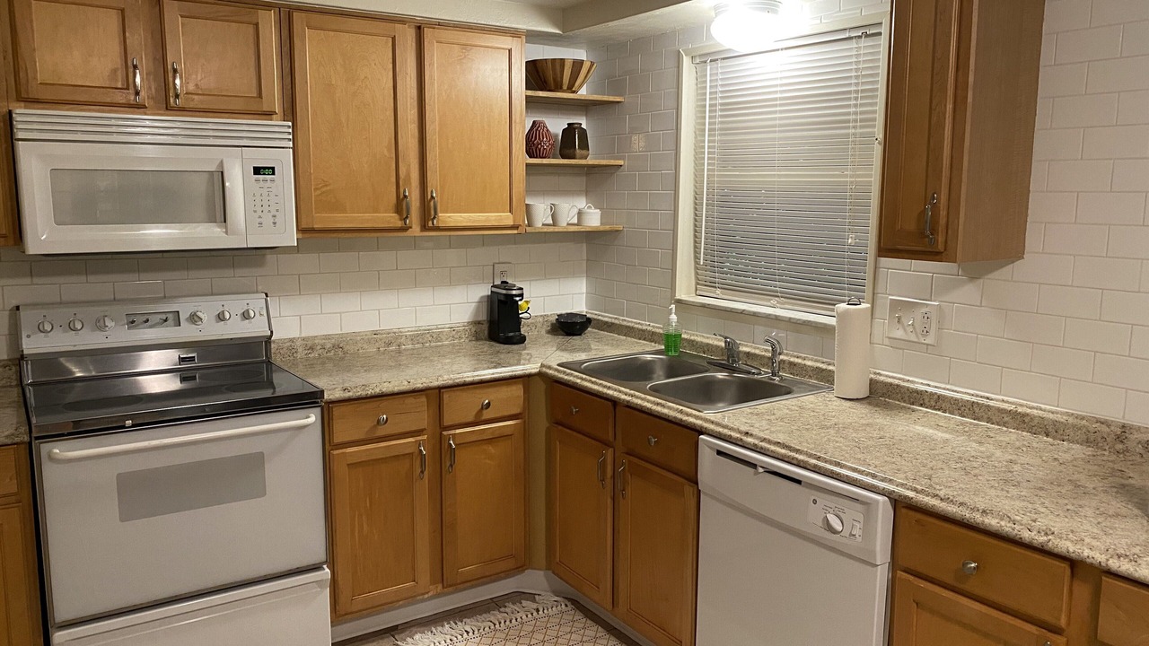 Photo of Kitchen in Aloha Gardens