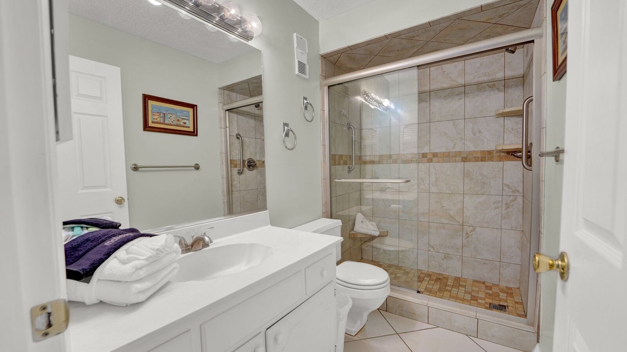Photo of Bathroom in Biltmore Beach