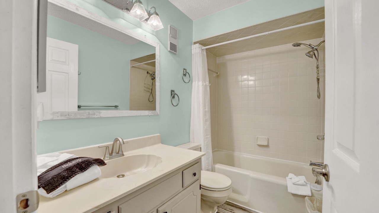 Photo of Bathroom in Biltmore Beach
