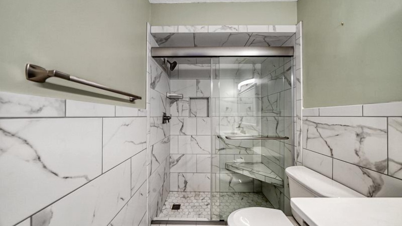 Photo of Bathroom in Biltmore Beach