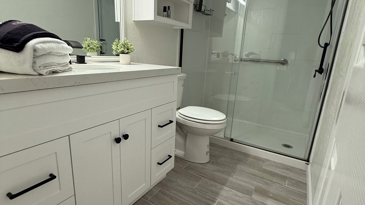 Photo of Bathroom in Biltmore Beach