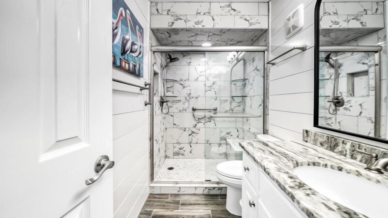 Photo of Bathroom in Biltmore Beach