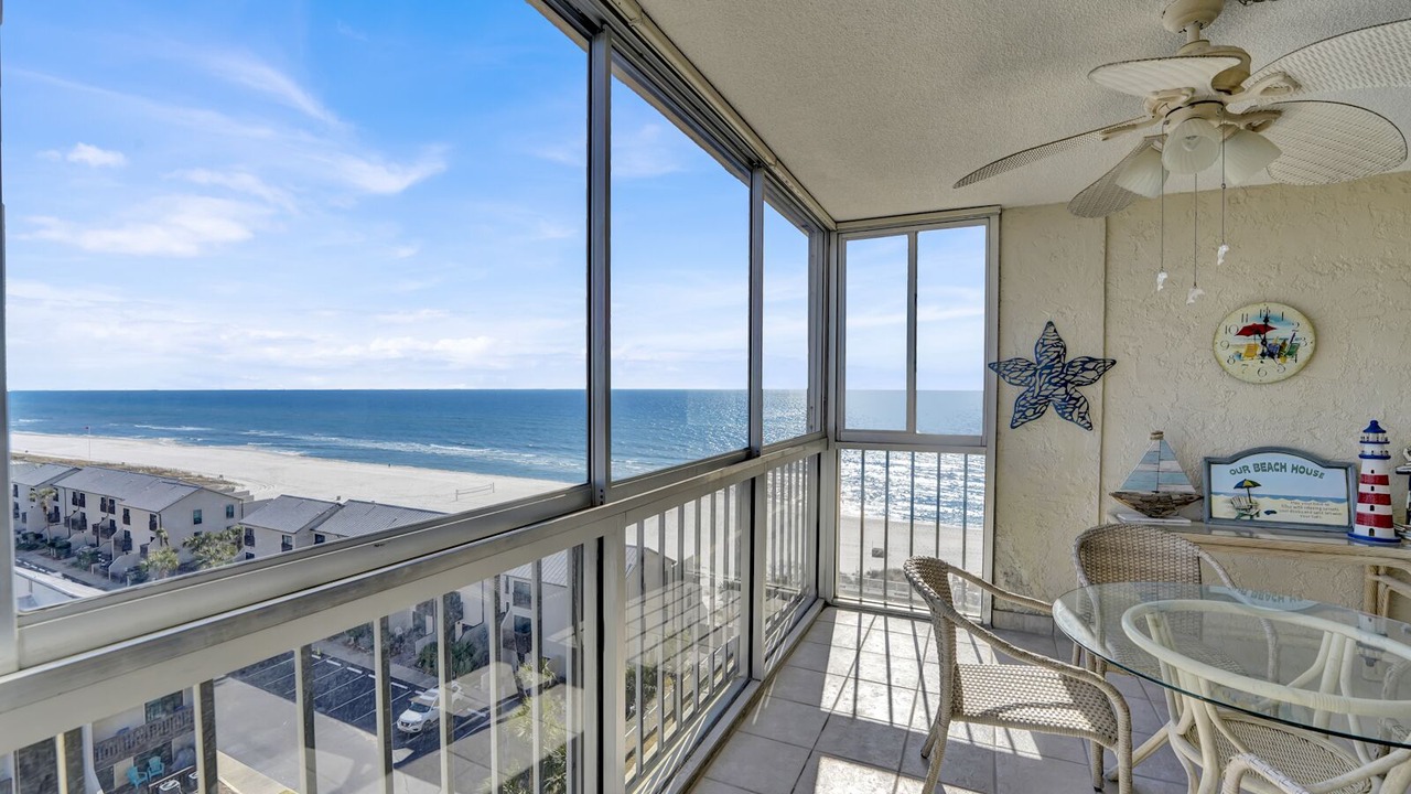 Photo of Patio Balcony in Biltmore Beach
