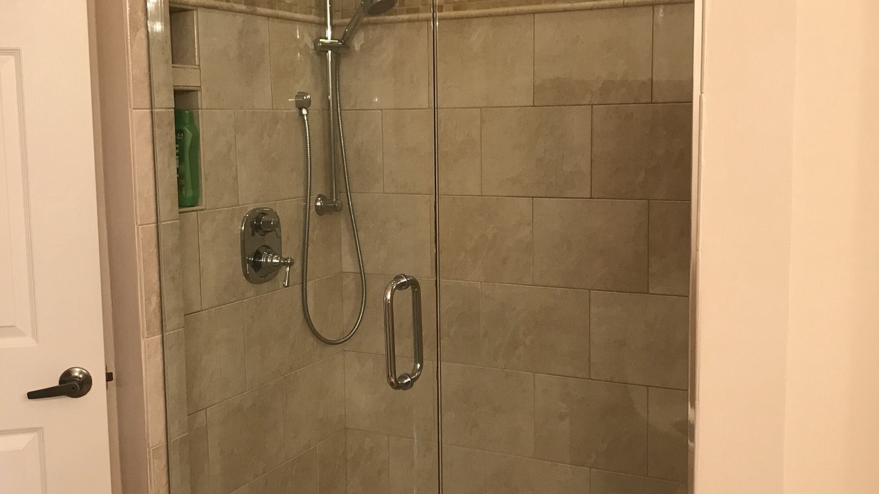 Photo of Bathroom in Pelican Bay