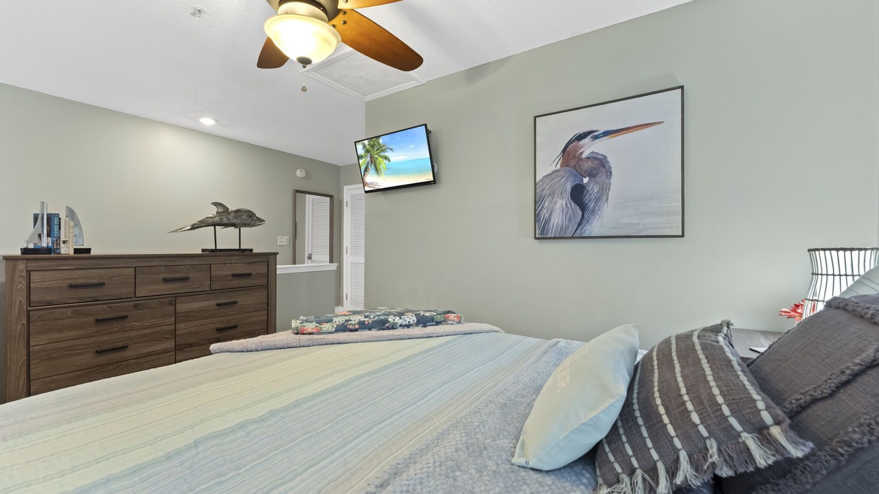 Photo of Bedroom in Crystal Beach
