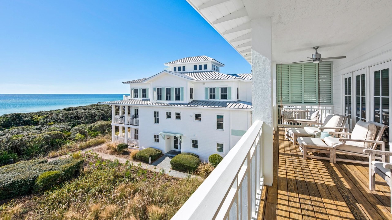 Photo of Patio Balcony in Gulf District