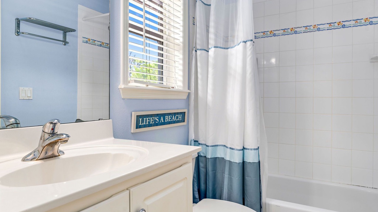 Photo of Bathroom in Plantation