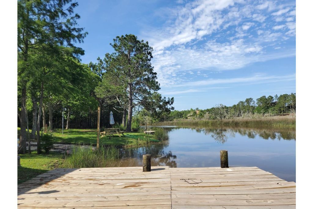 Photo of Others in Gautier