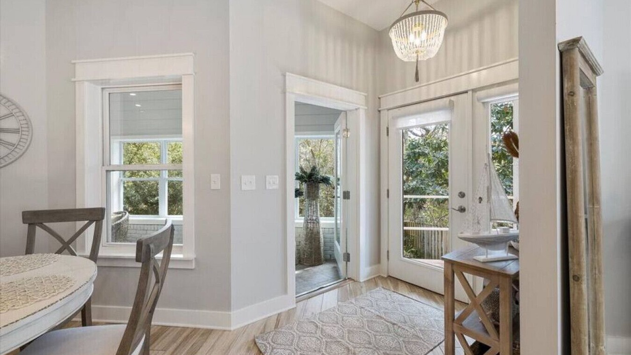 Photo of Bedroom in Dune Allen Beach