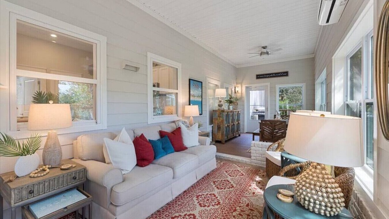 Photo of Bedroom in Dune Allen Beach