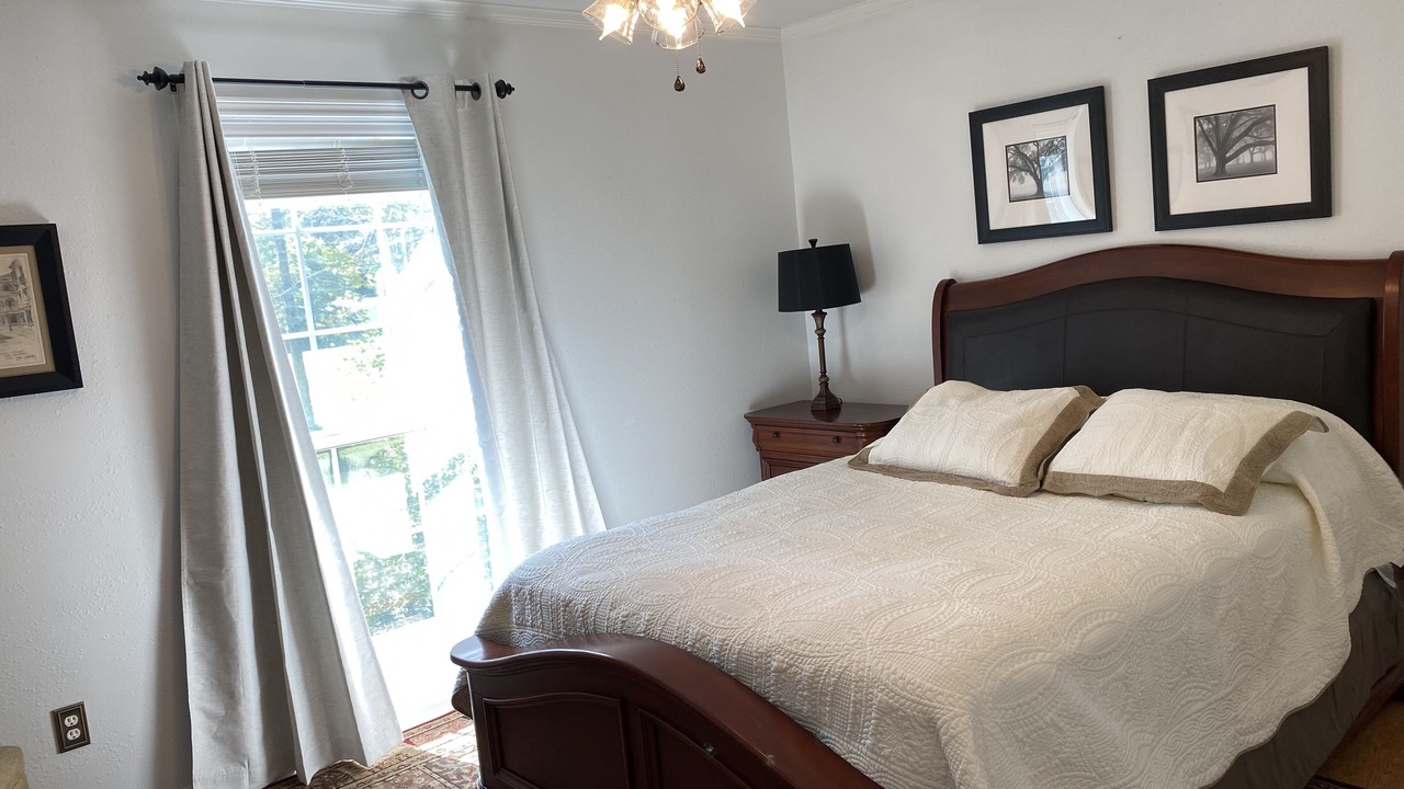 Photo of Bedroom in Breaux Bridge