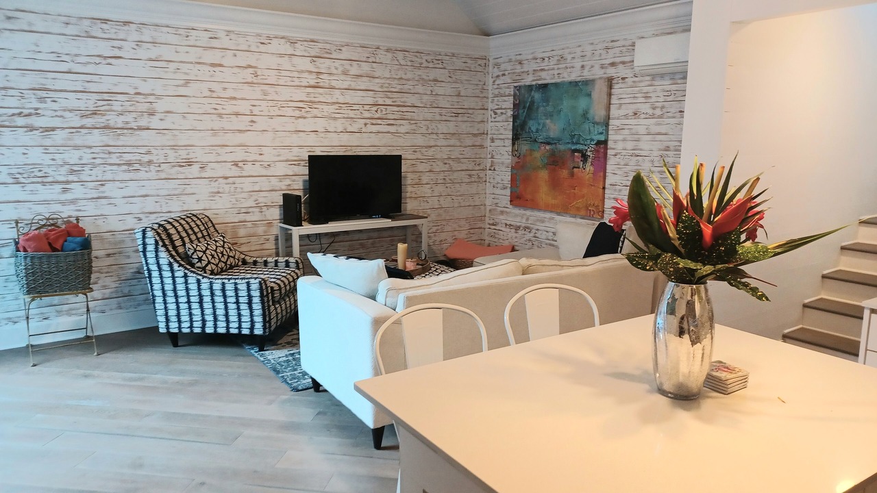 Photo of Livingroom in Historic Seaport