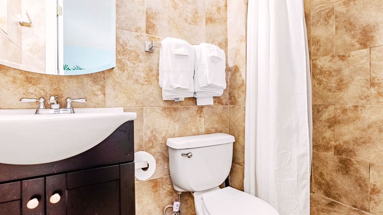 Photo of Bathroom in El Centro Beach
