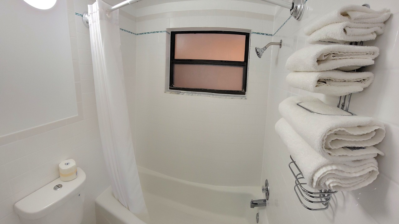 Photo of Bathroom in Treasure Island