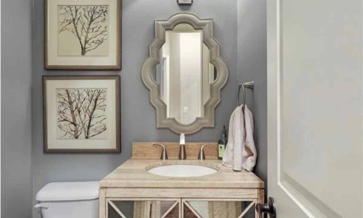 Photo of Bathroom in Legacy Park