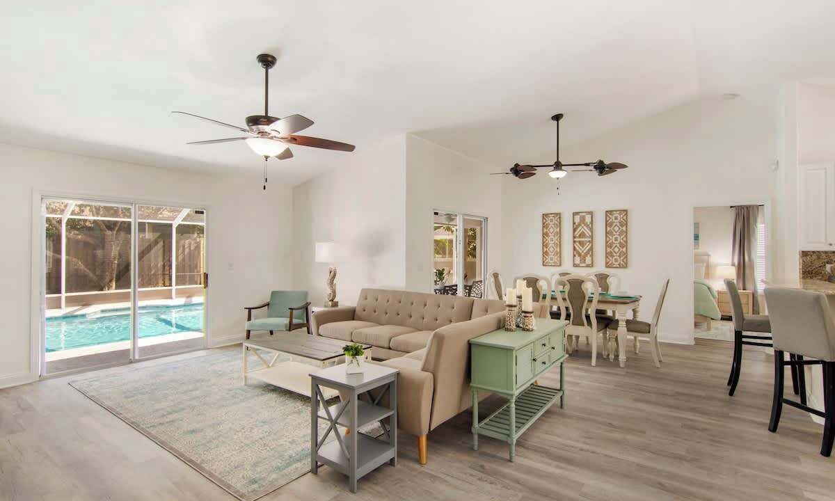 Photo of Livingroom in Sebastian Highlands
