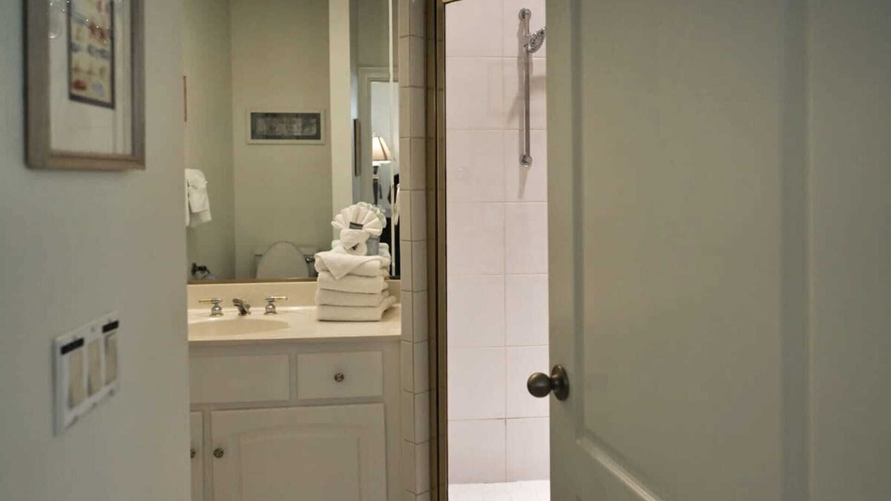 Photo of Bathroom in Sugarwood Beach