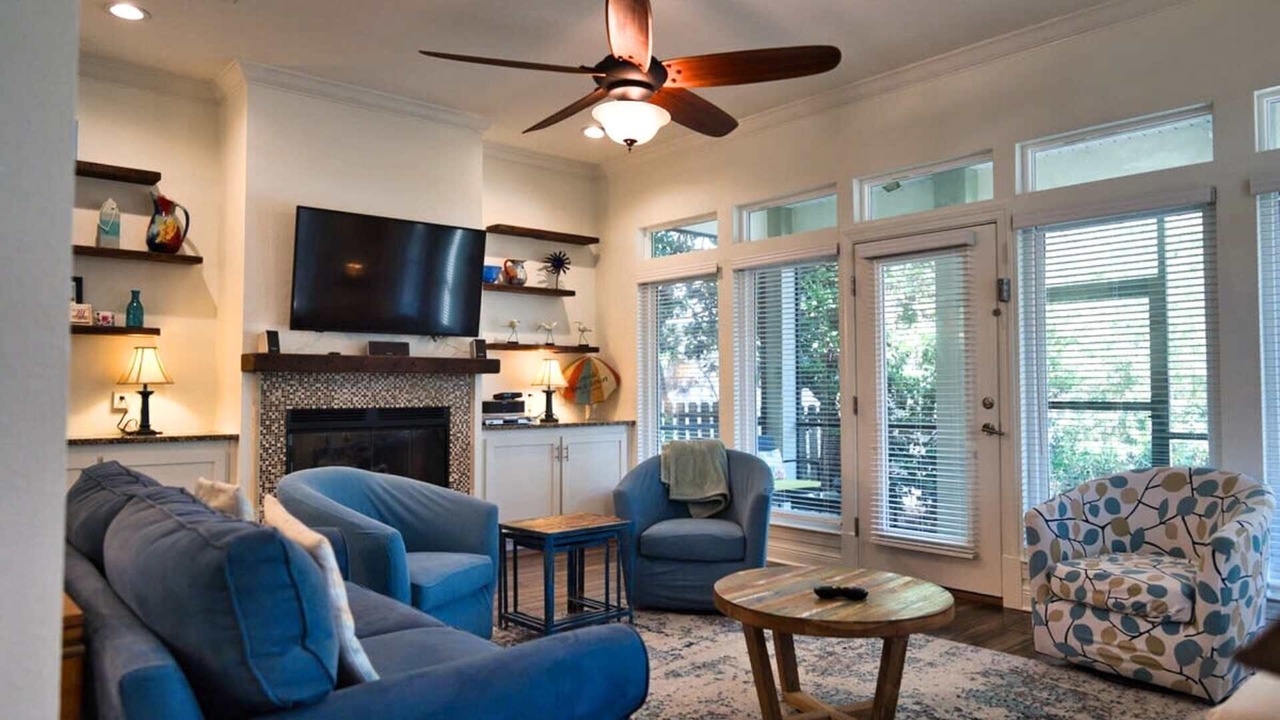 Photo of Livingroom in Sugarwood Beach
