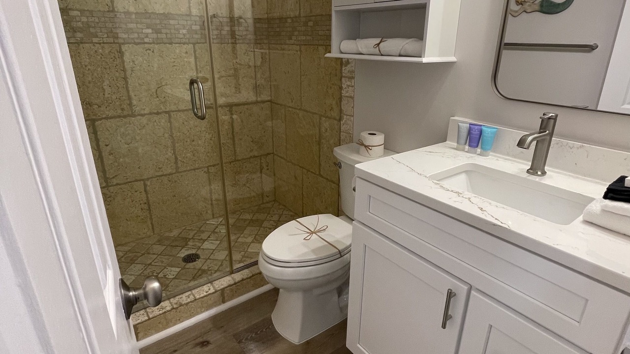 Photo of Bathroom in Sunnyside