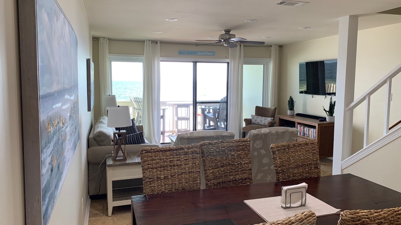 Photo of Patio Balcony in Sunnyside