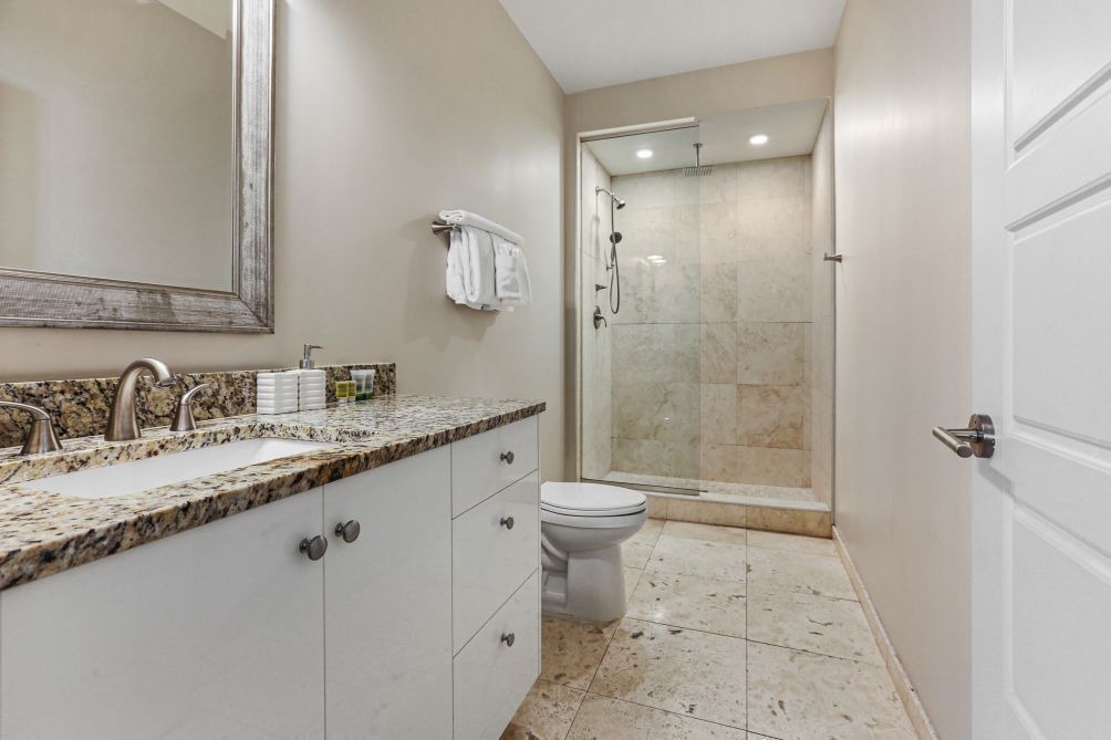 Photo of Bathroom in Central Business District