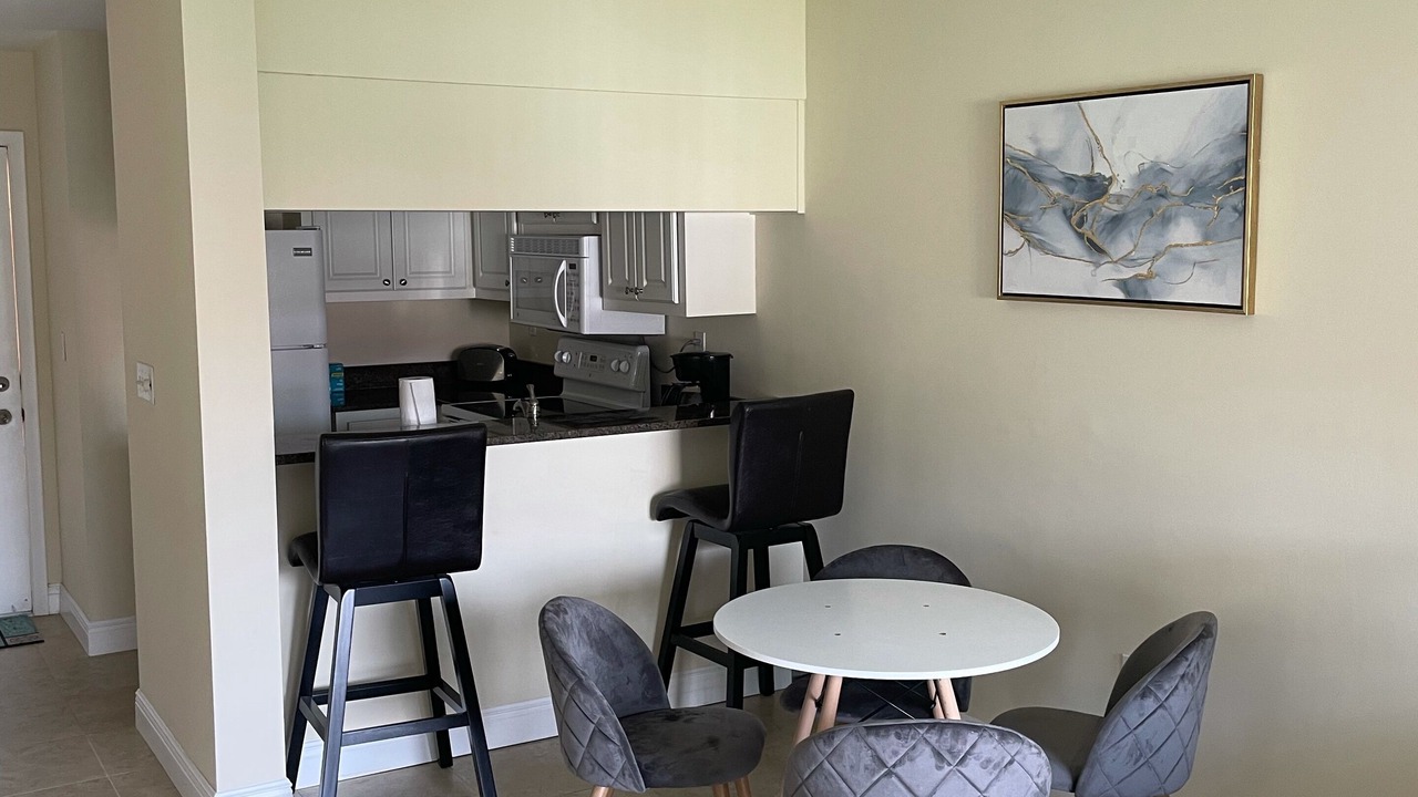 Photo of Livingroom in Central Naples