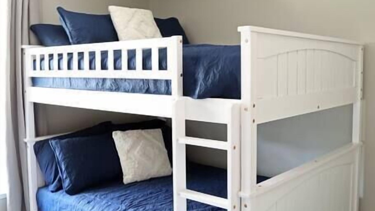 Photo of Bedroom in Dauphin Island