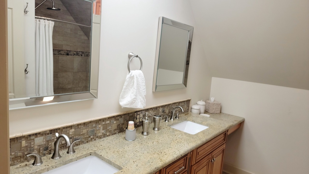 Photo of Bathroom in New Iberia