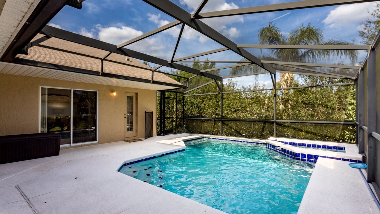 Photo of Outdoor in Orange Tree