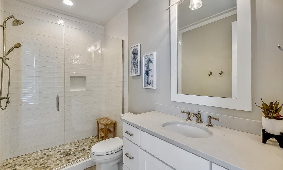 Photo of Bathroom in East End