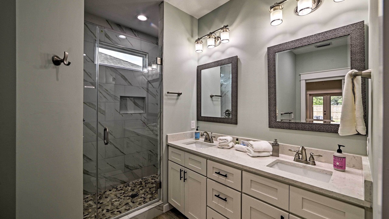 Photo of Bathroom in Riviera Beach