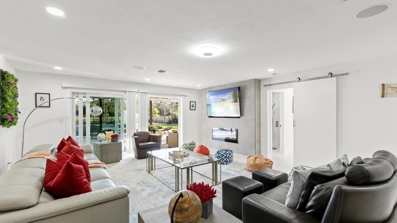 Photo of Livingroom in Naples