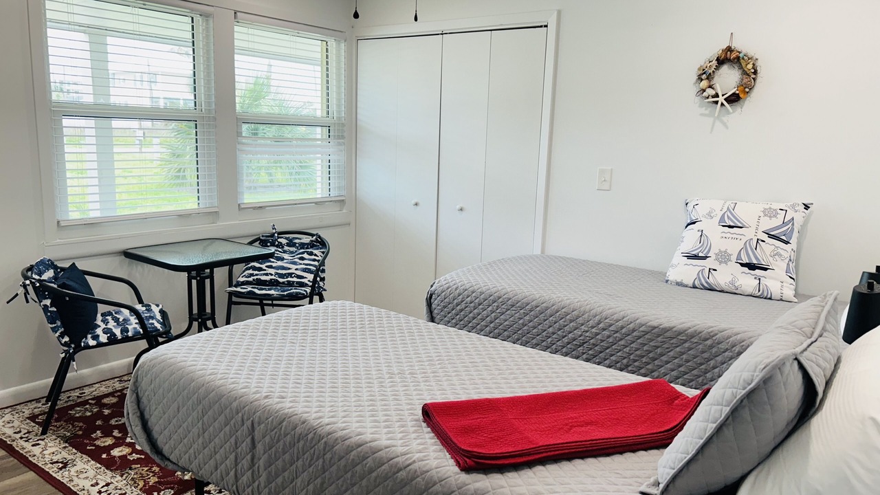 Photo of Bedroom in Mexico Beach