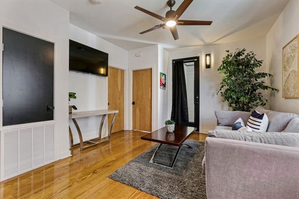 Photo of Livingroom in Faubourg Lafayette