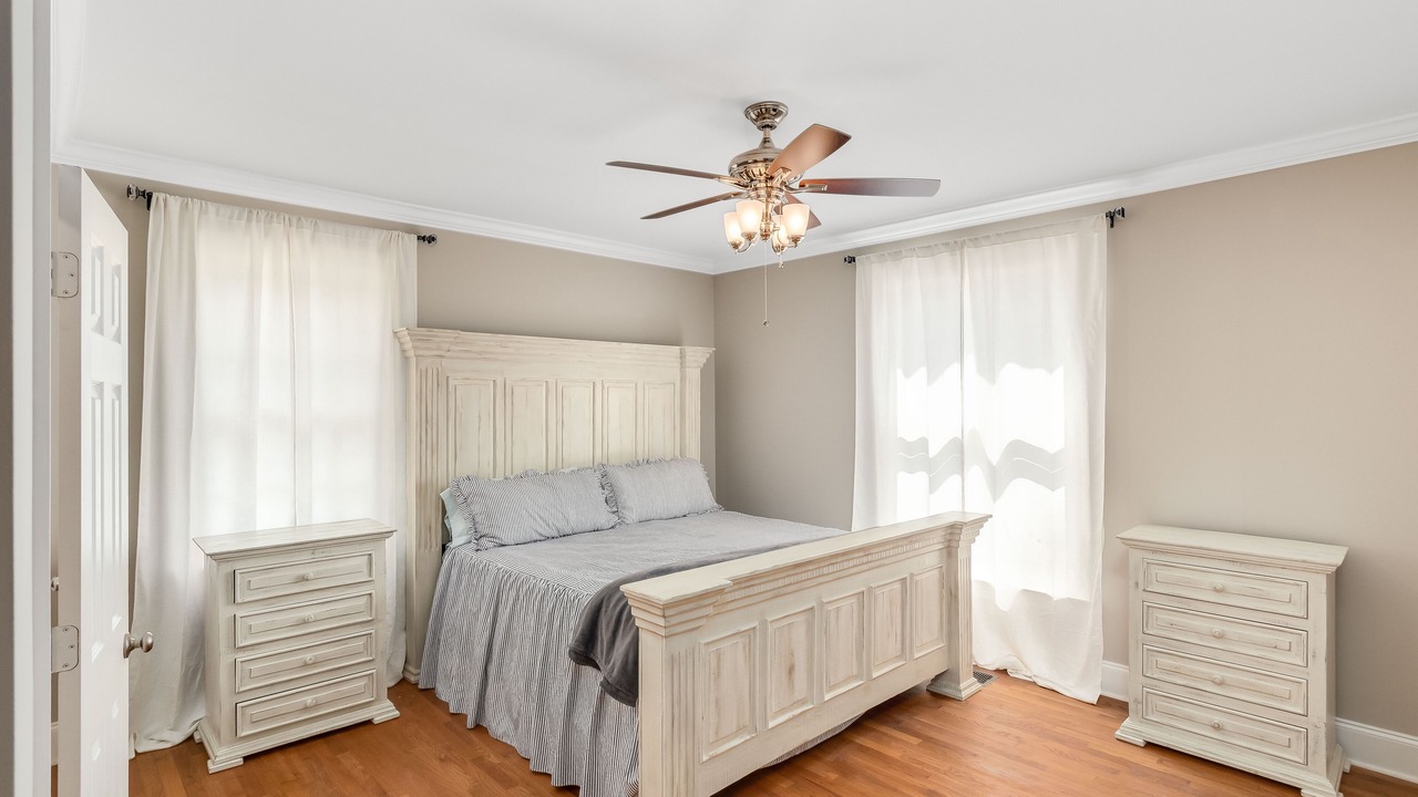 Photo of Bedroom in Fondren